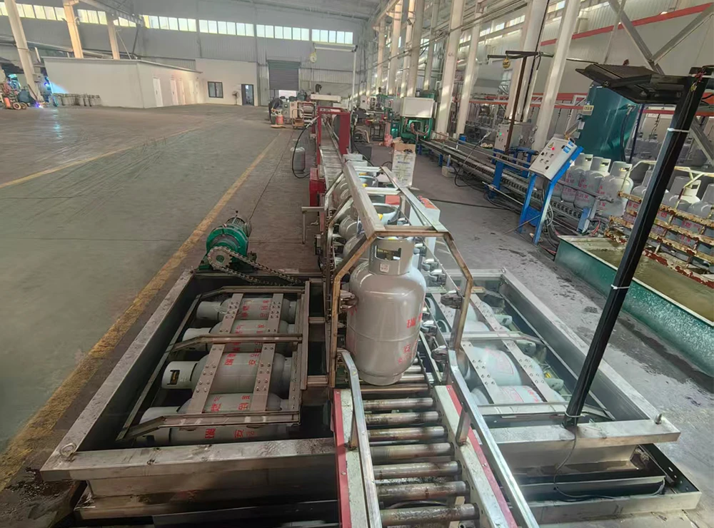 কেন এলপিজি সিলিন্ডারের নিরাপত্তার জন্য এয়ার লিকেজ টেস্টিং অপরিহার্য